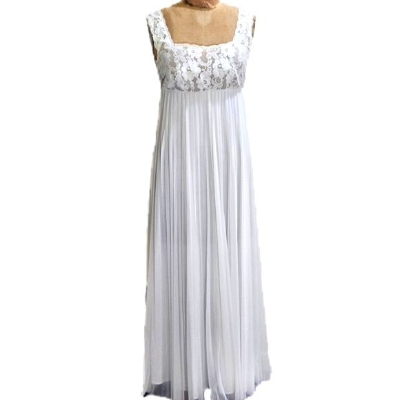 Banche by Erika McGowan Other - Vintage Blanche by Erika McGowan 1960s bridal nightgown dress